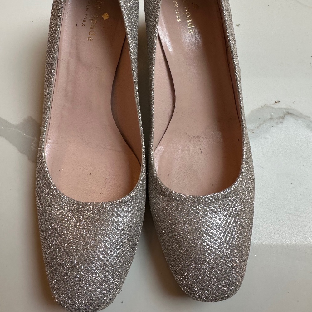 Kate Spade Silver Glitter Pumps Size 8